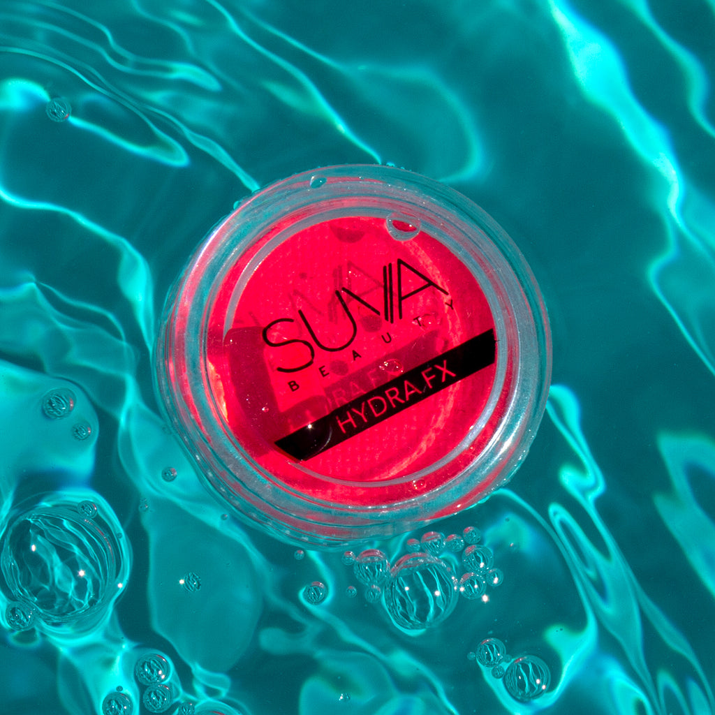 scrunchie hydra fx from suva beauty shot in water