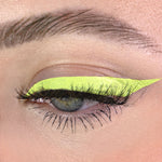 suva beauty's doodle daytrip  mix cake hydra fx two colors mixed together as liner